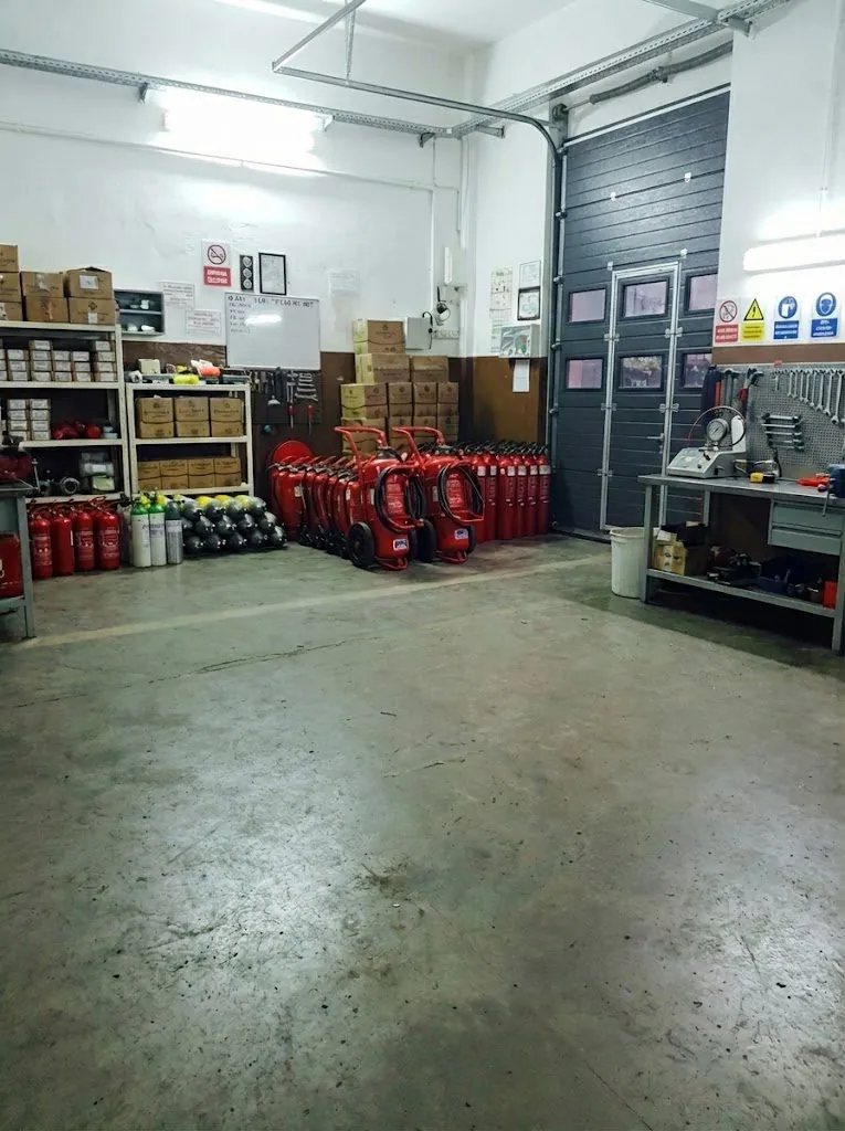 Workshop space with equipment prepared for servicing